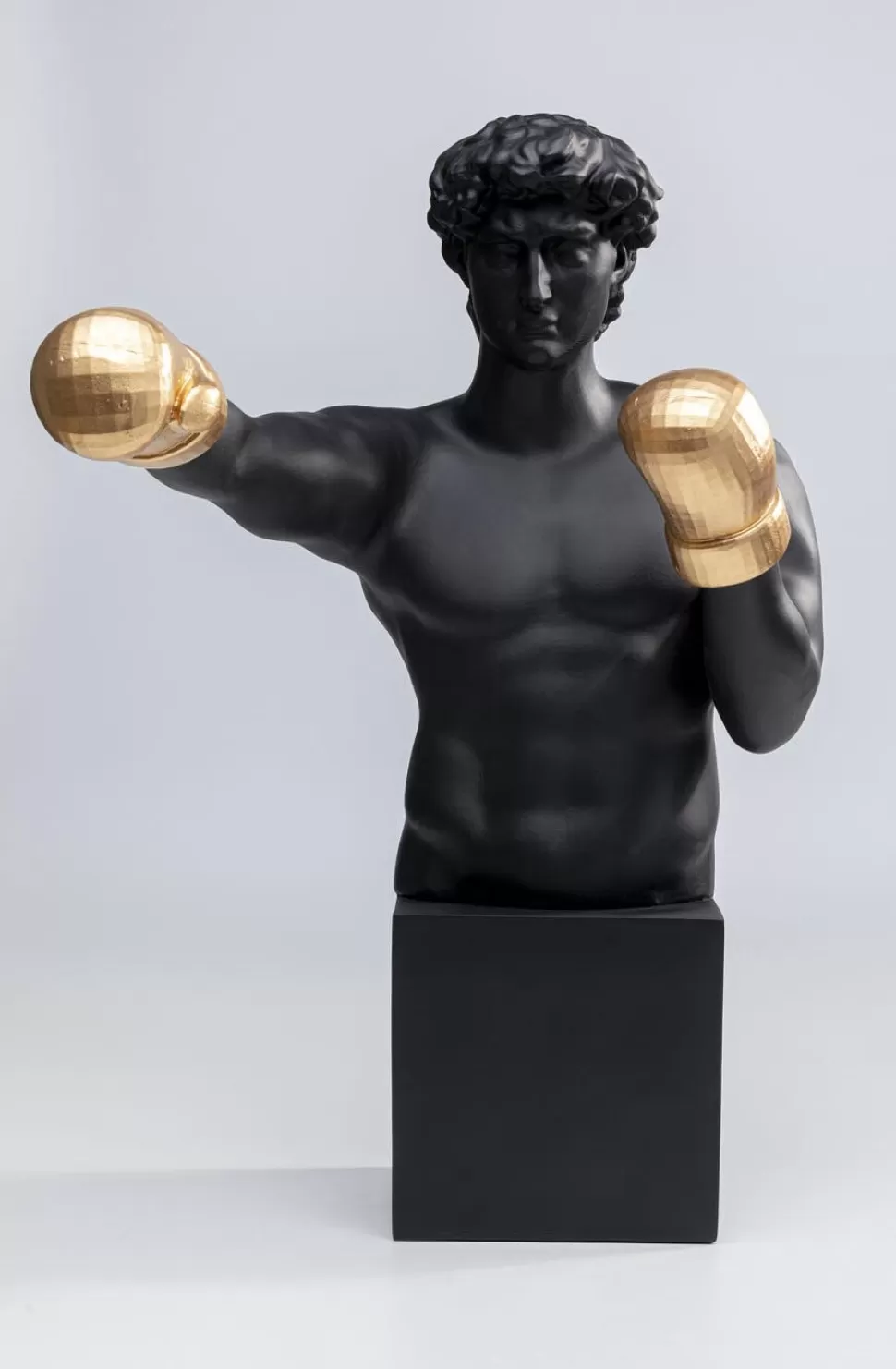 KARE Design Decofiguur Balboa Shop