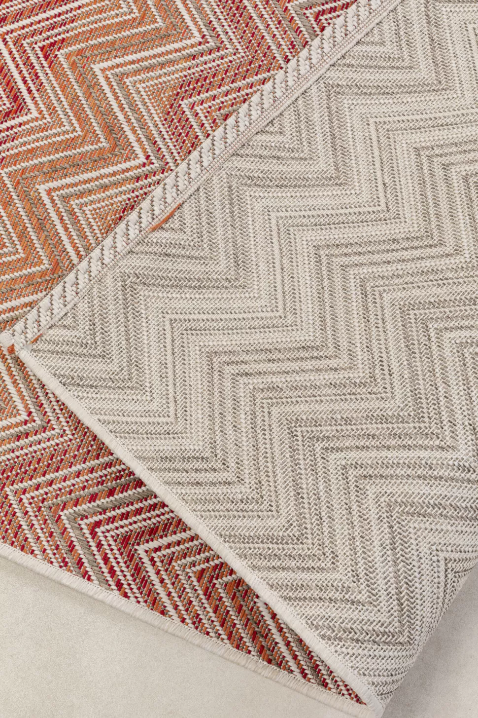 KARE Design Vloerkleed Buiten Zigzag Red 230x330cm Flash Sale